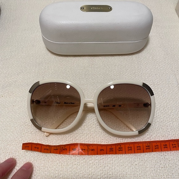 Chloe Sunglasses - Picture 9 of 9